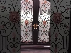 বাড়ির প্রধান নতুন শৈলী পেটা লোহার গেটস দাম নতুন ইস্পাত দরজা